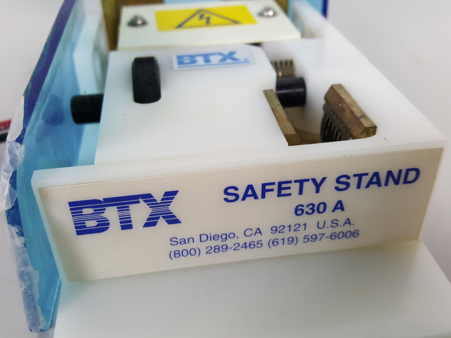 Image of BTX Safety Stand for Cuvette and Chambers 630 A Lab Spares or Repairs