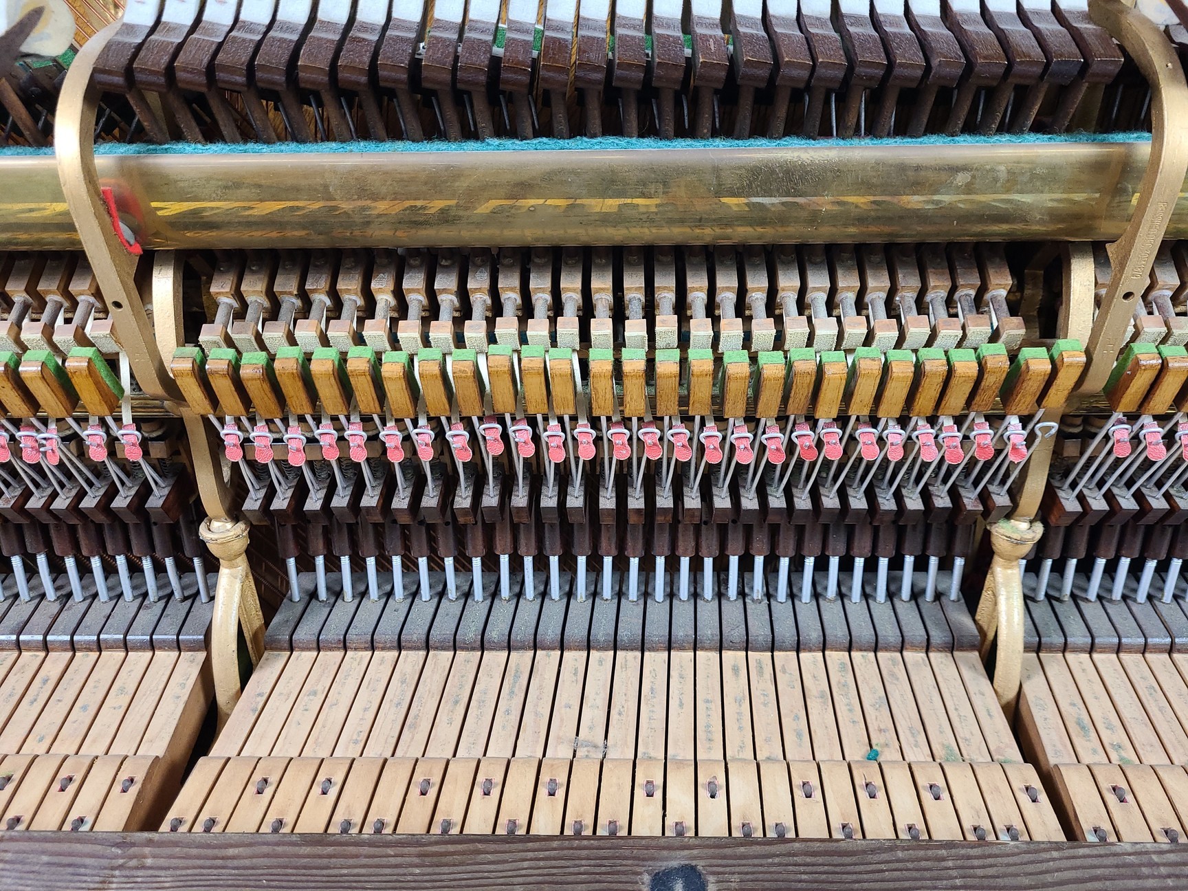 Image of Steinway & Sons Upright Piano (92176) Satin Walnut, 1899, 88 keys
