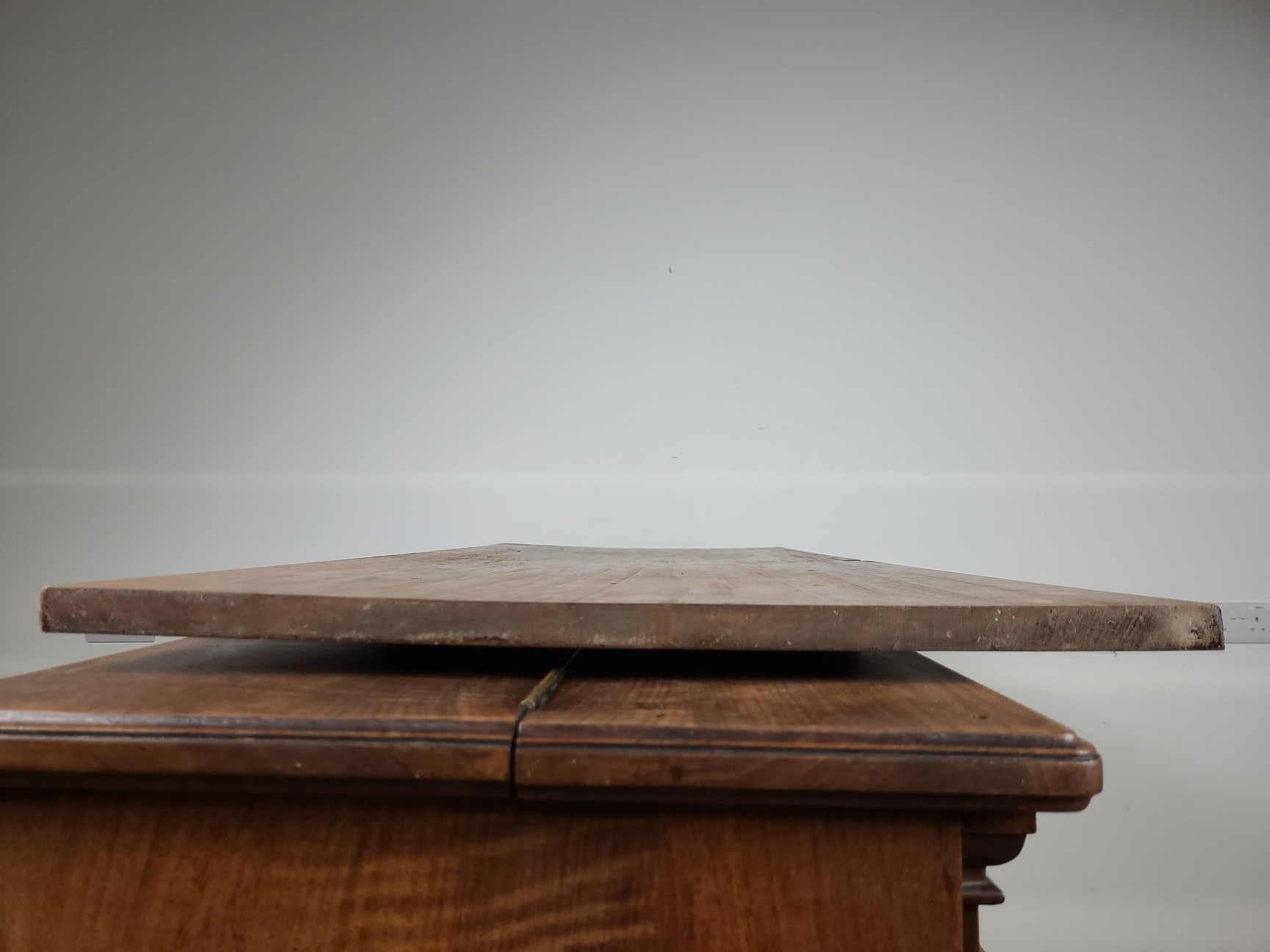 Image of Steinway & Sons Upright Piano (92176) Satin Walnut, 1899, 88 keys