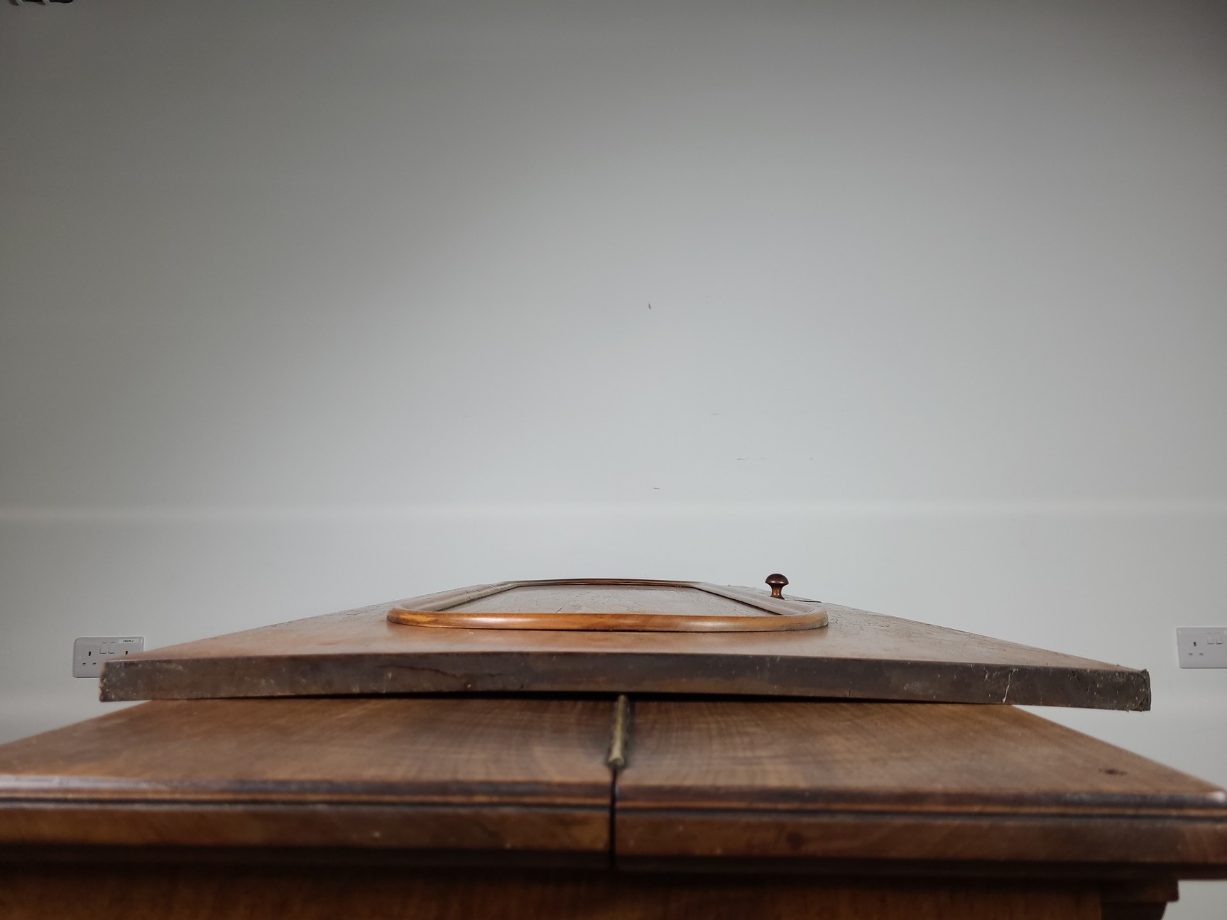 Image of Steinway & Sons Upright Piano (92176) Satin Walnut, 1899, 88 keys