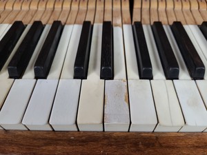Thumbnail image of Kemmler Osnabruck Upright Piano, 1925, 85 keys, 