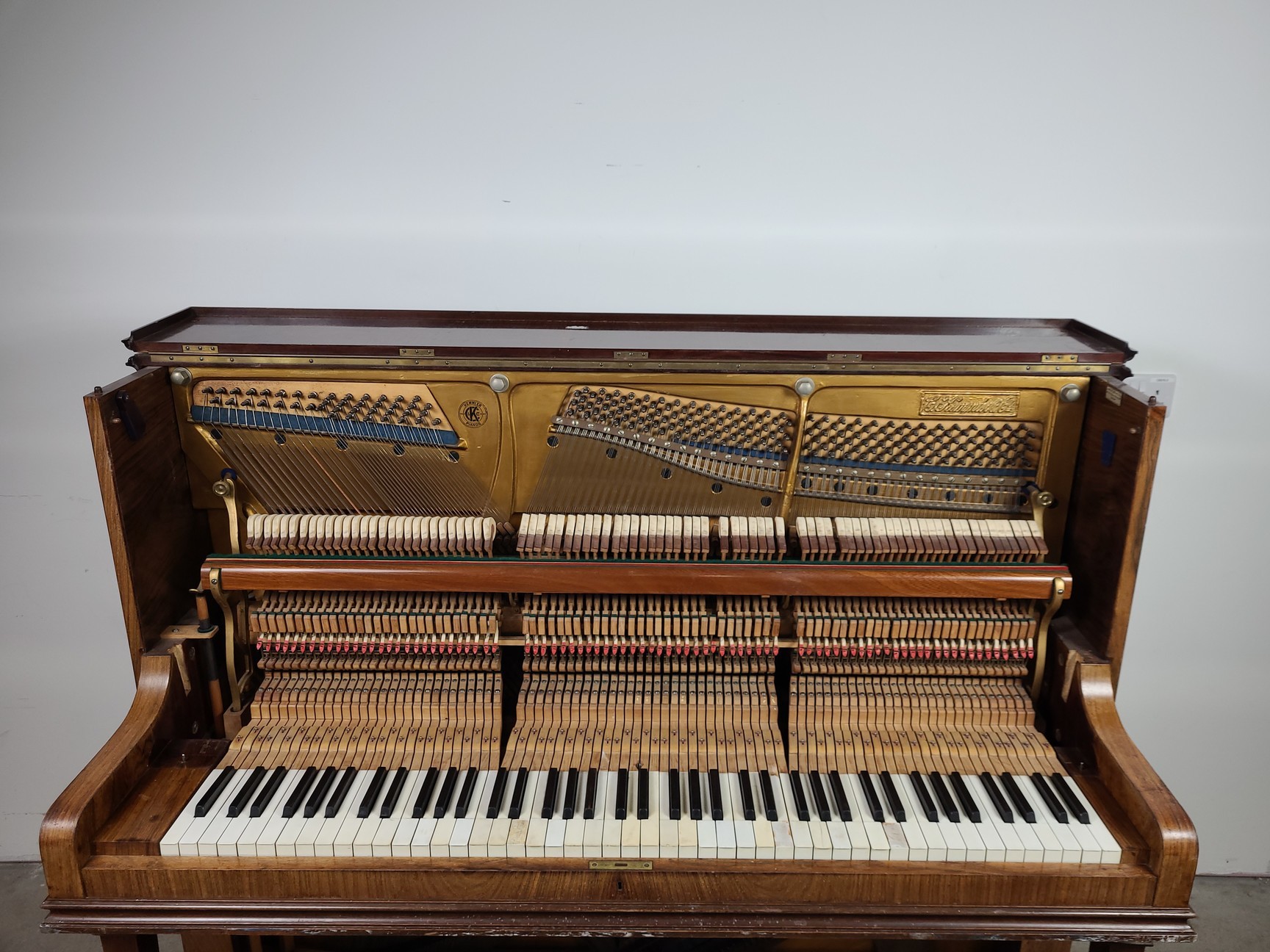 Image of Kemmler Osnabruck Upright Piano, 1925, 85 keys, 