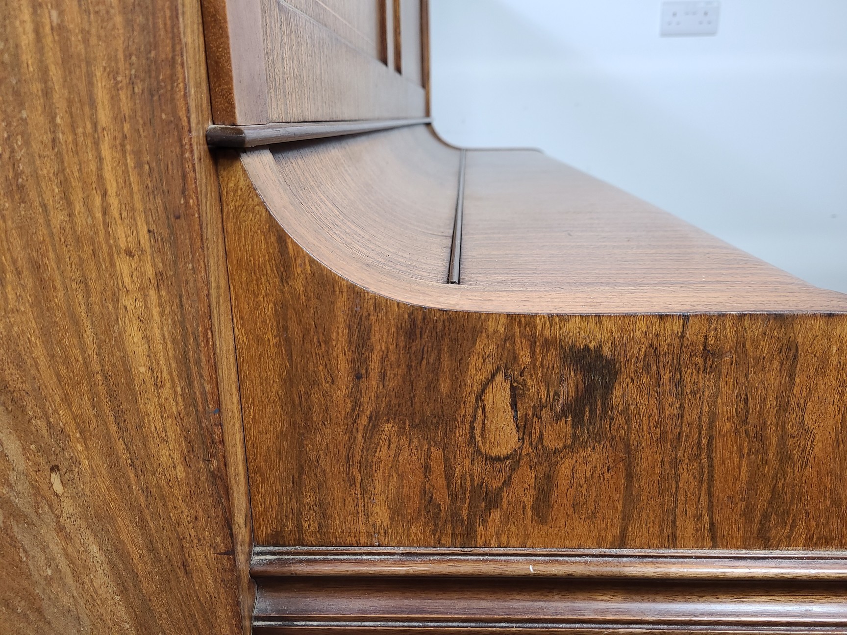 Image of Kemmler Osnabruck Upright Piano, 1925, 85 keys, 