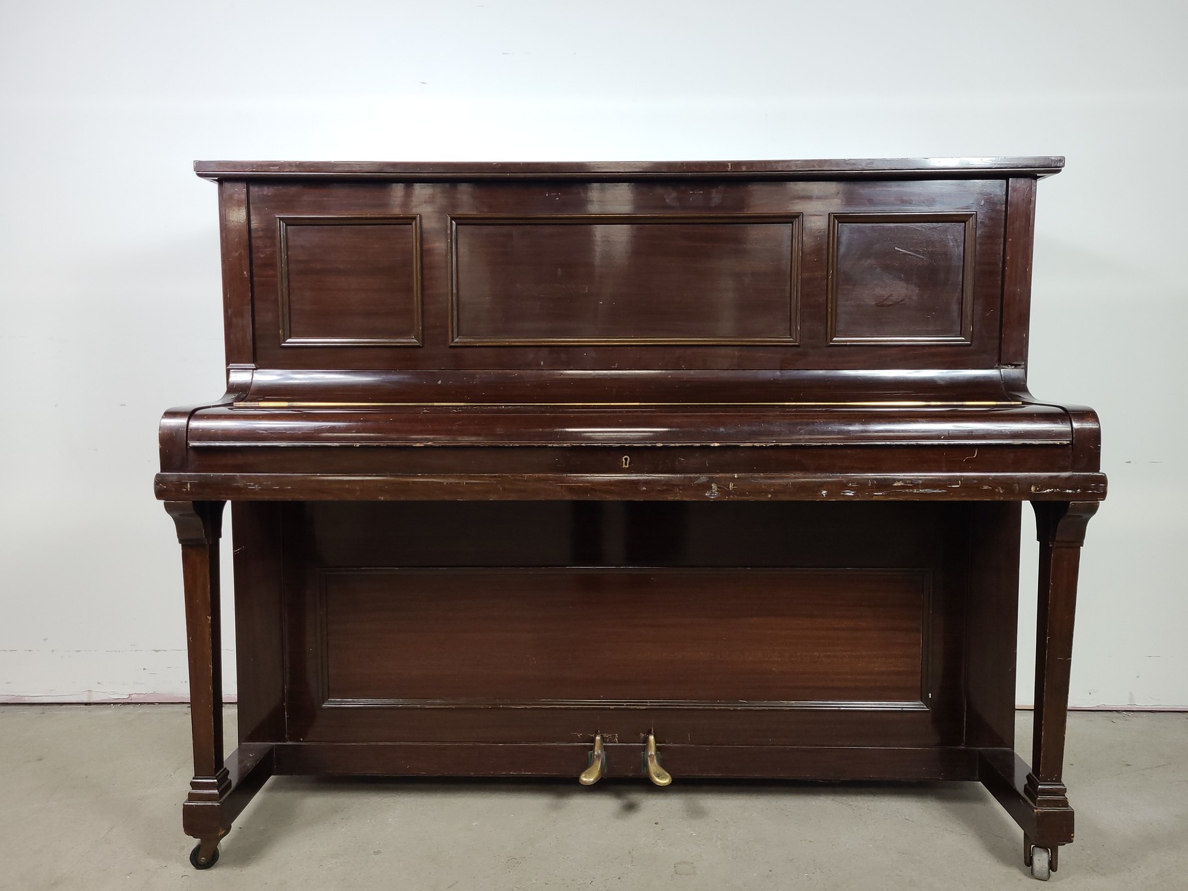 Image of George Rogers & Sons Upright Piano (35861), 1925, 88 Keys, Dark Mahogany