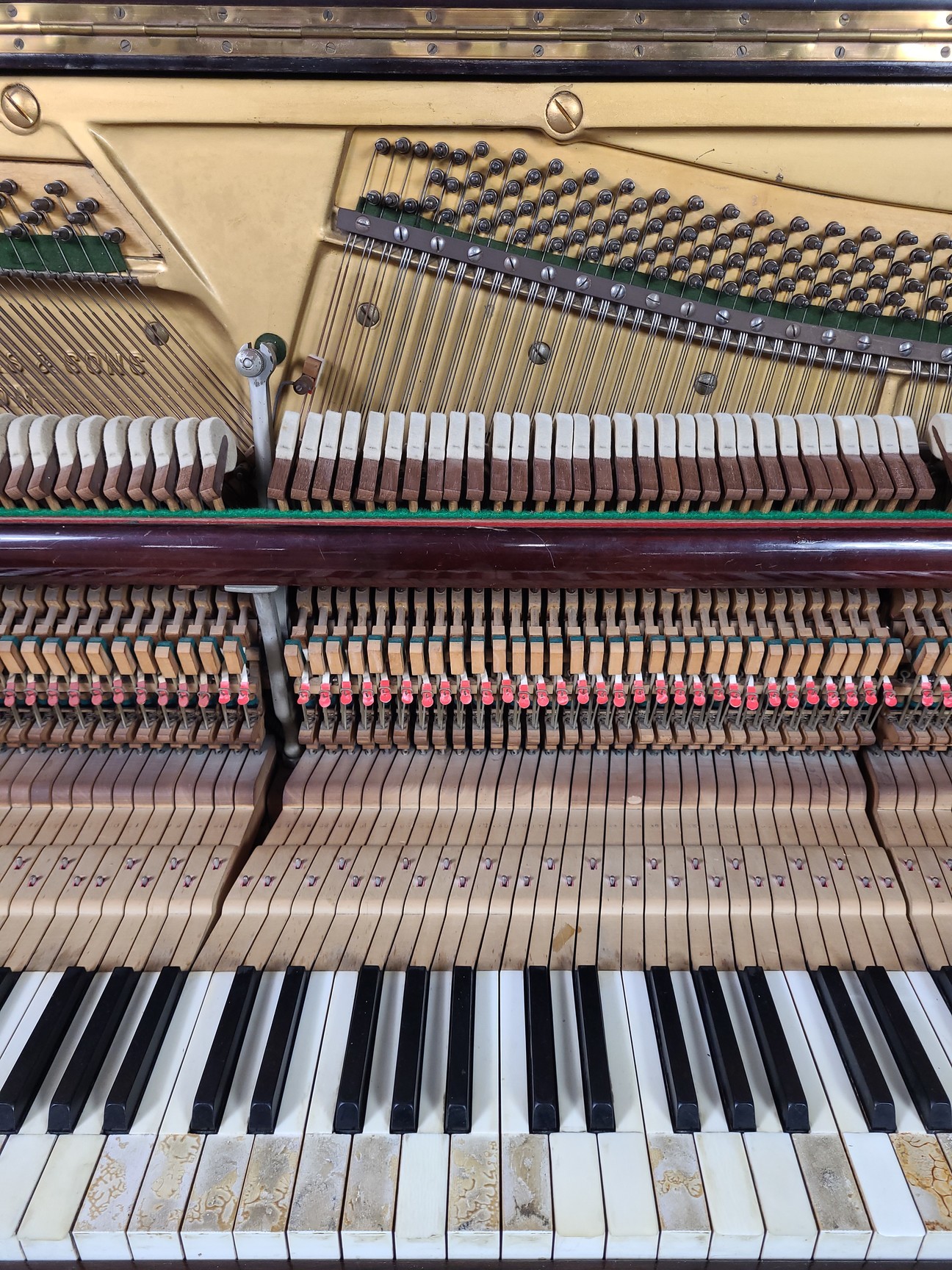 Image of George Rogers & Sons Upright Piano (35861), 1925, 88 Keys, Dark Mahogany