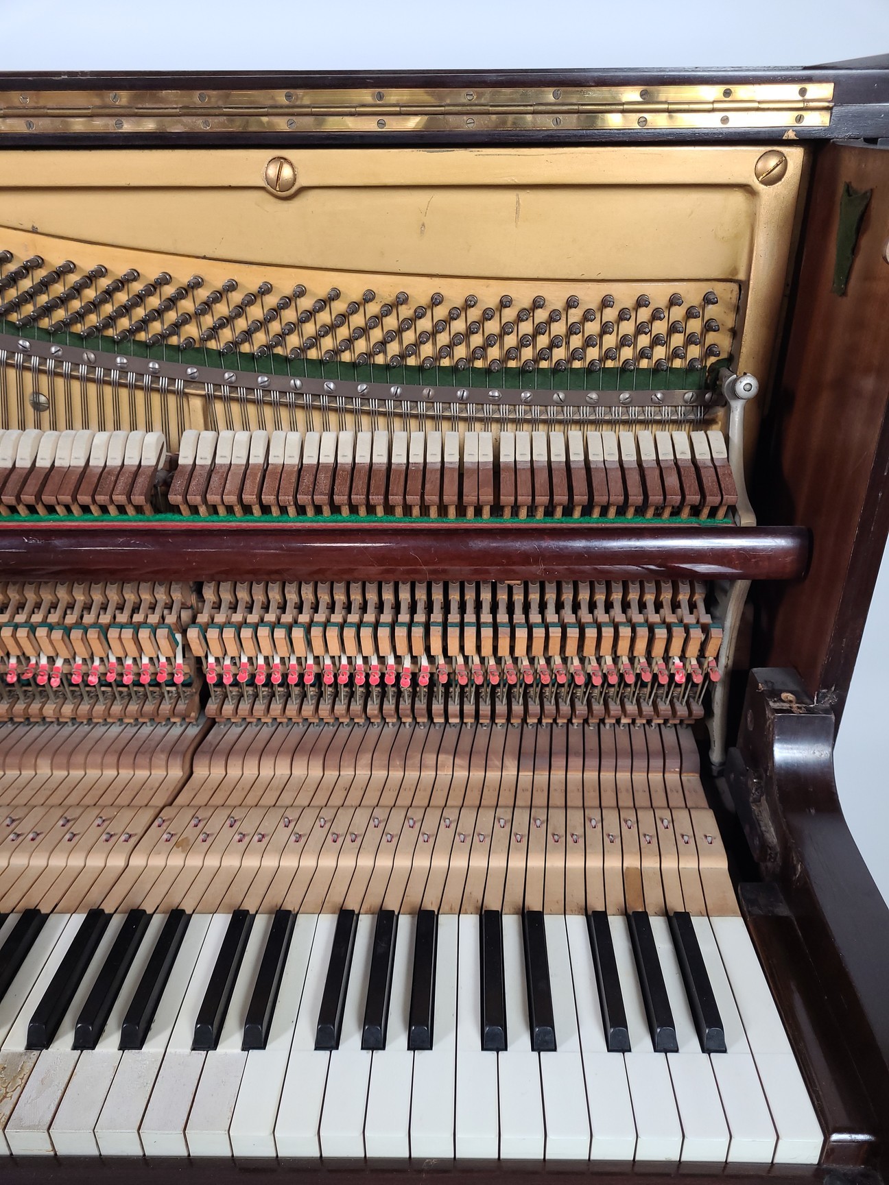 Image of George Rogers & Sons Upright Piano (35861), 1925, 88 Keys, Dark Mahogany