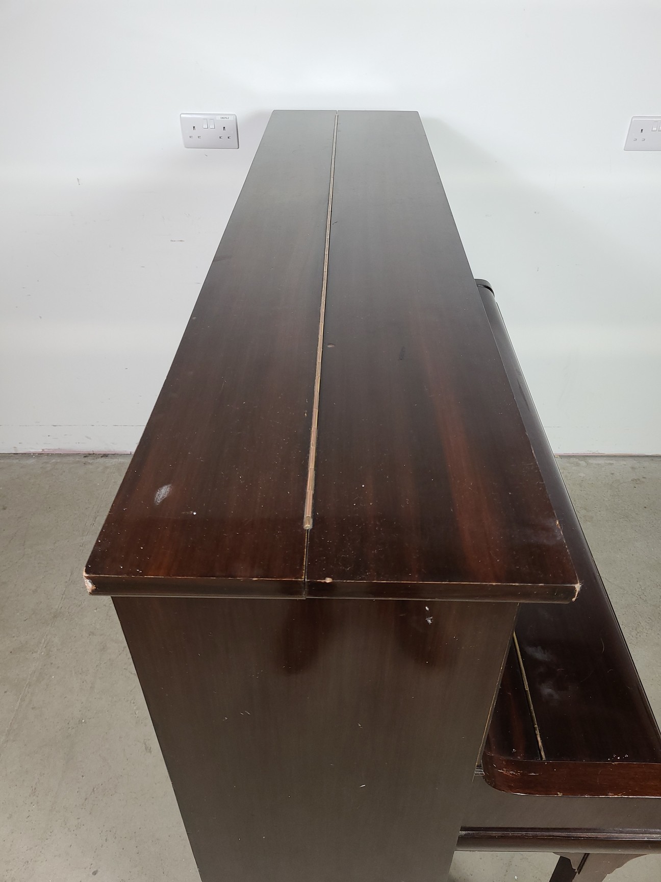 Image of George Rogers & Sons Upright Piano (35861), 1925, 88 Keys, Dark Mahogany