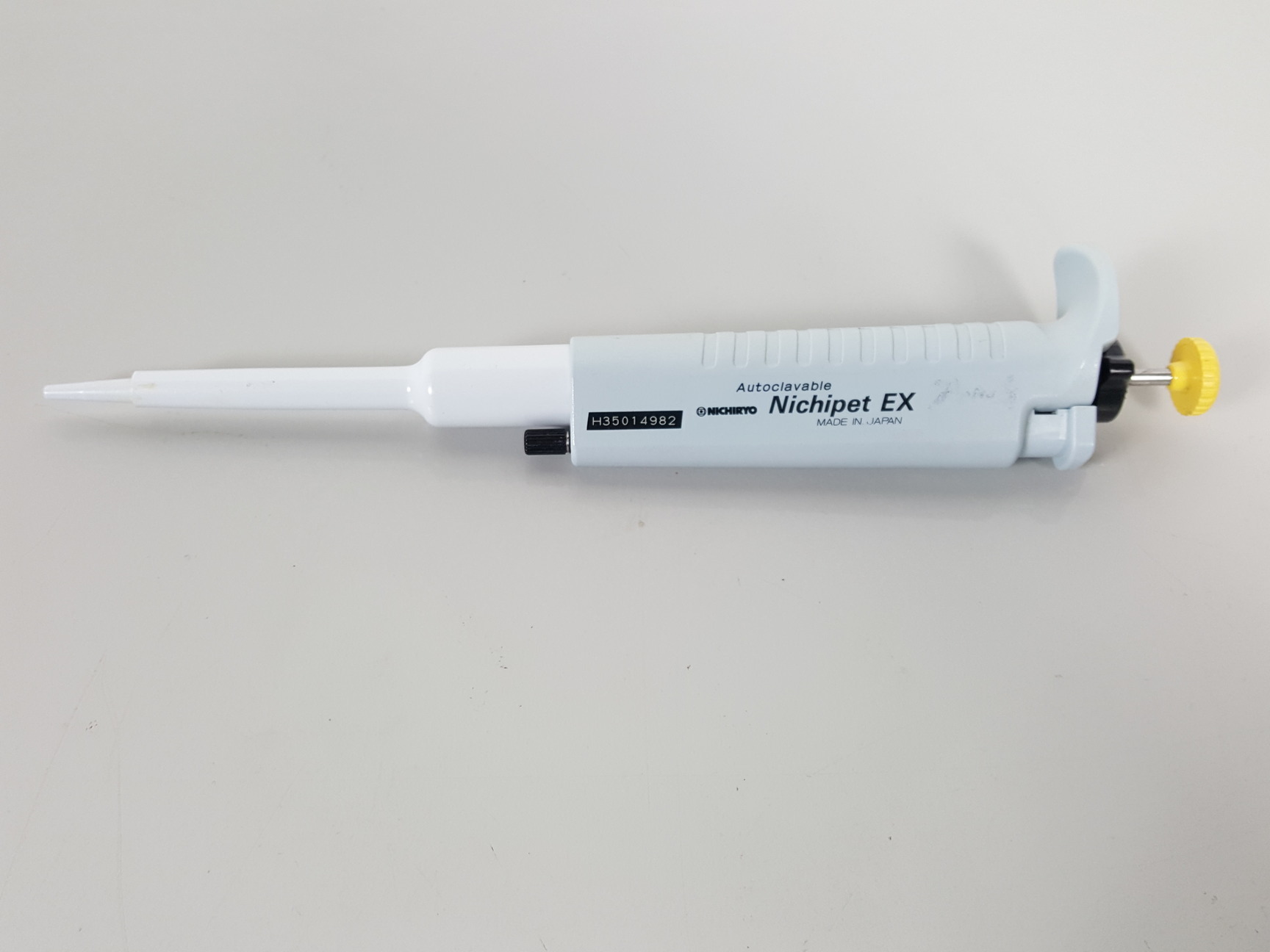 Image of 7 x Nichiryo Nichipet EX Pipettes Volume 2 - 20μL Lab