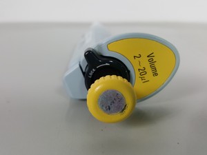 Thumbnail image of 7 x Nichiryo Nichipet EX Pipettes Volume 2 - 20μL Lab