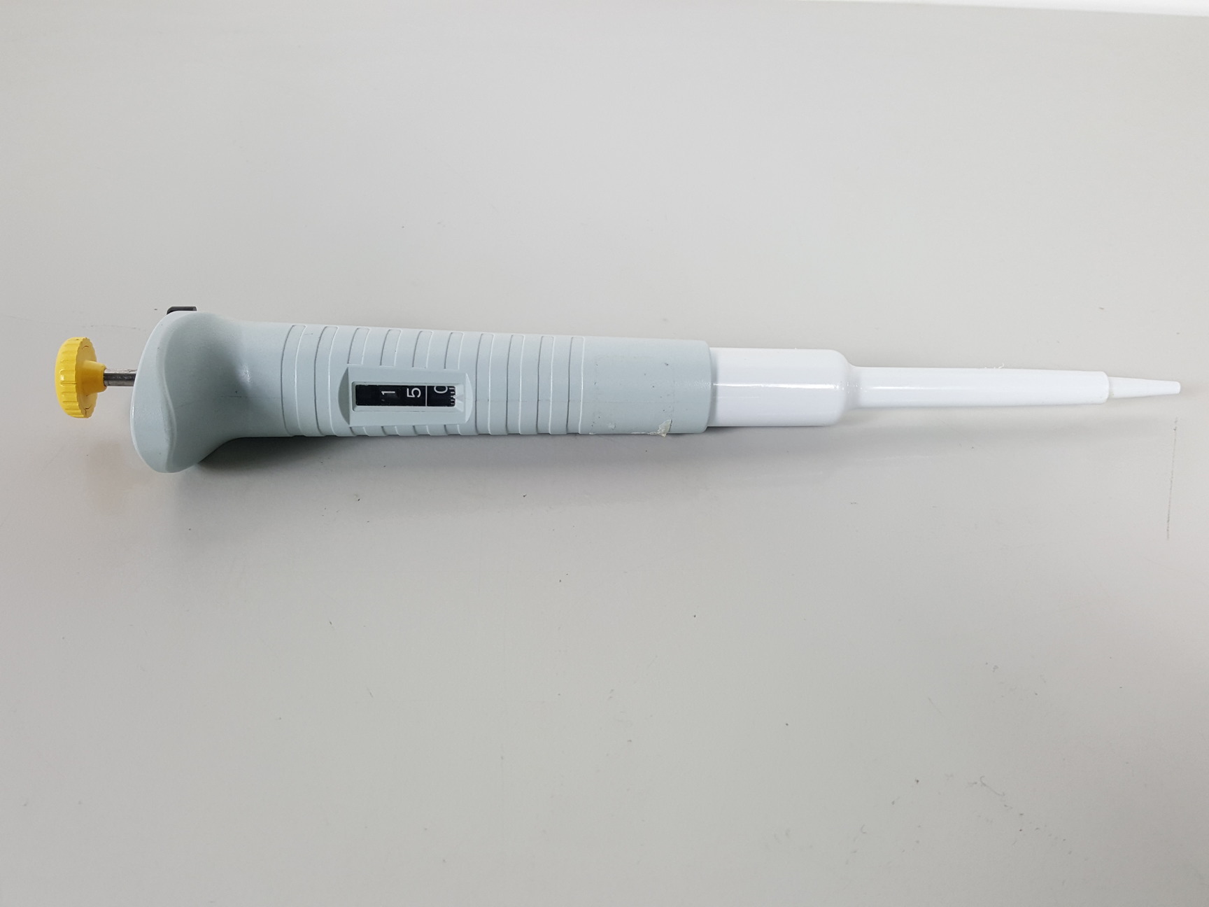 Image of 7 x Nichiryo Nichipet EX Pipettes Volume 2 - 20μL Lab