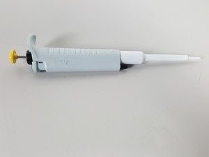Thumbnail image of 7 x Nichiryo Nichipet EX Pipettes Volume 2 - 20μL Lab