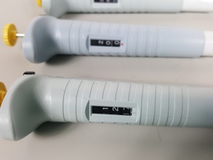 Thumbnail image of 7 x Nichiryo Nichipet EX Pipettes Volume 2 - 20μL Lab