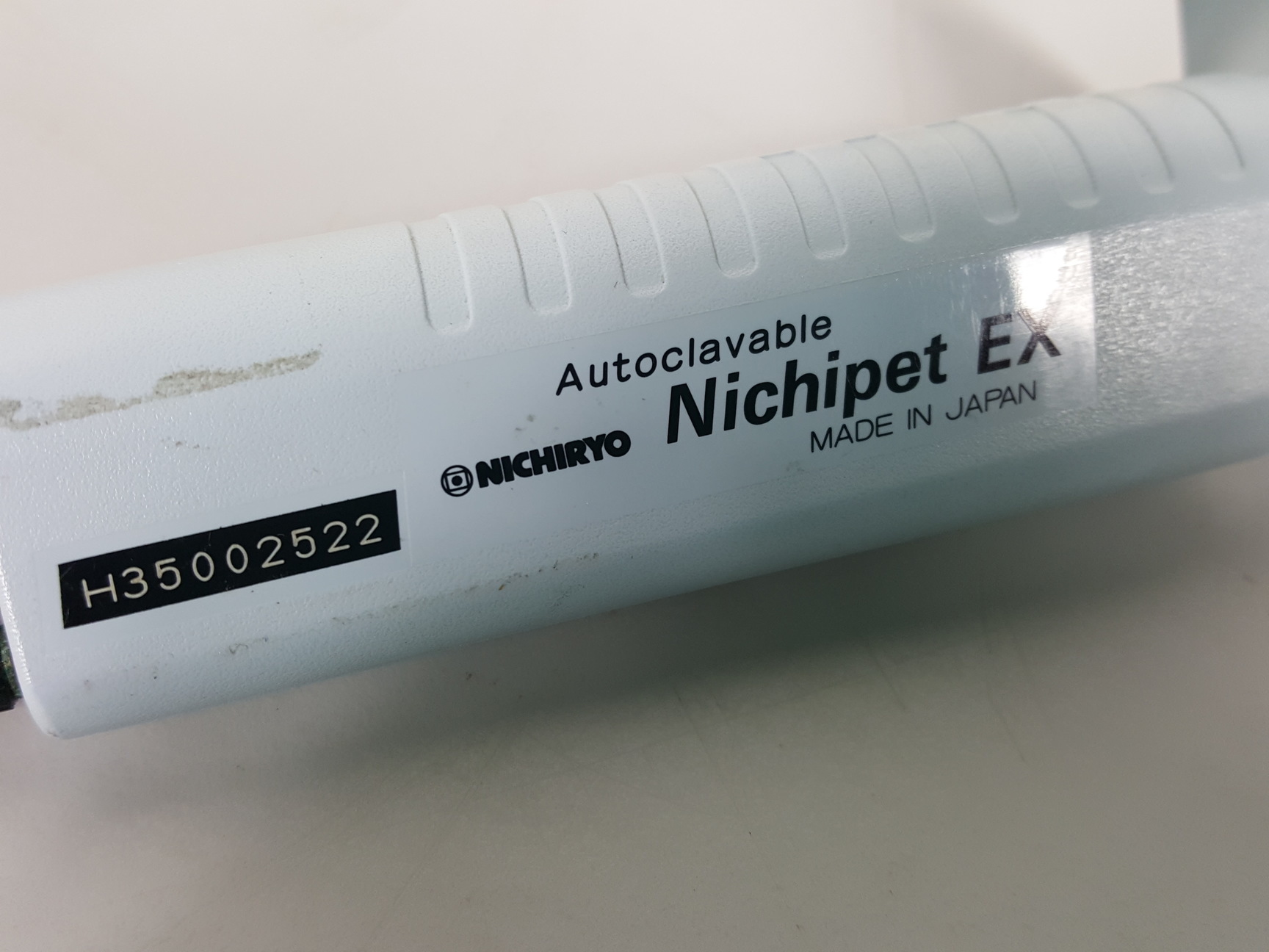 Image of 7 x Nichiryo Nichipet EX Pipettes Volume 2 - 20μL Lab
