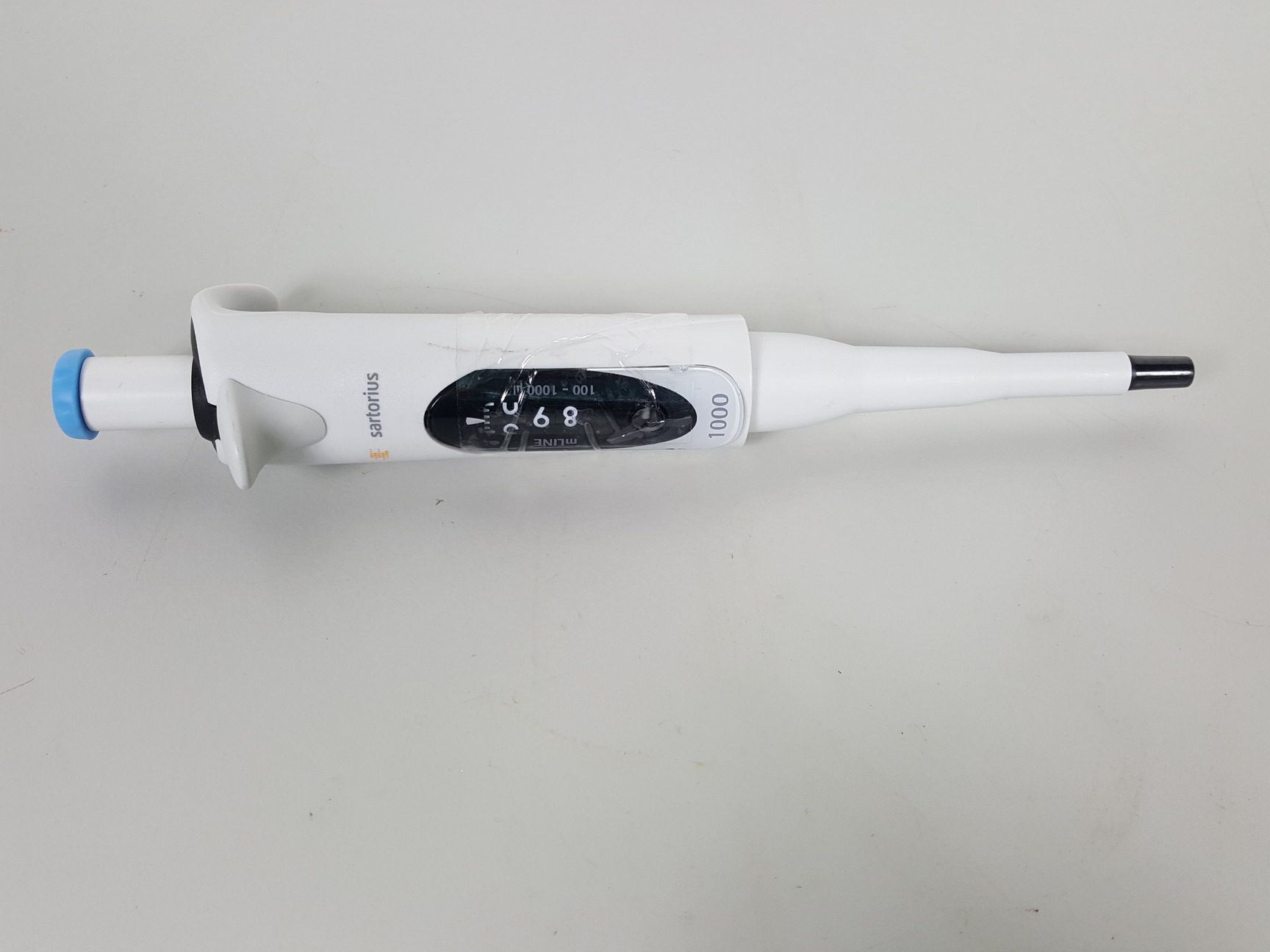 Image of 4 x Pipettes AXYPET 0.5-1μL, StarPet 2-20, Nichipet 1-10, Sartorius 100-1000 Lab