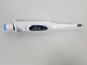 Thumbnail image of 4 x Pipettes AXYPET 0.5-1μL, StarPet 2-20, Nichipet 1-10, Sartorius 100-1000 Lab