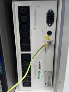 Thumbnail image of Jaeger Oxycon Pro System w/ Computer & Metabolic Cart Lab