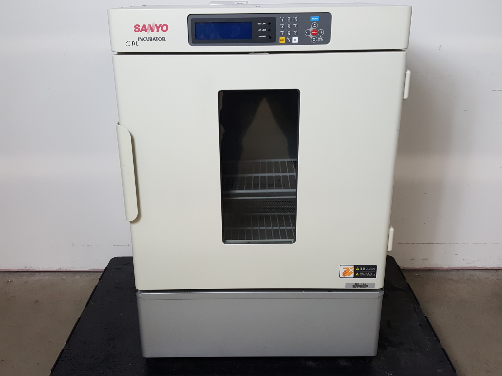 Image of Sanyo MIR-154 Cooled Laboratory Incubator Lab