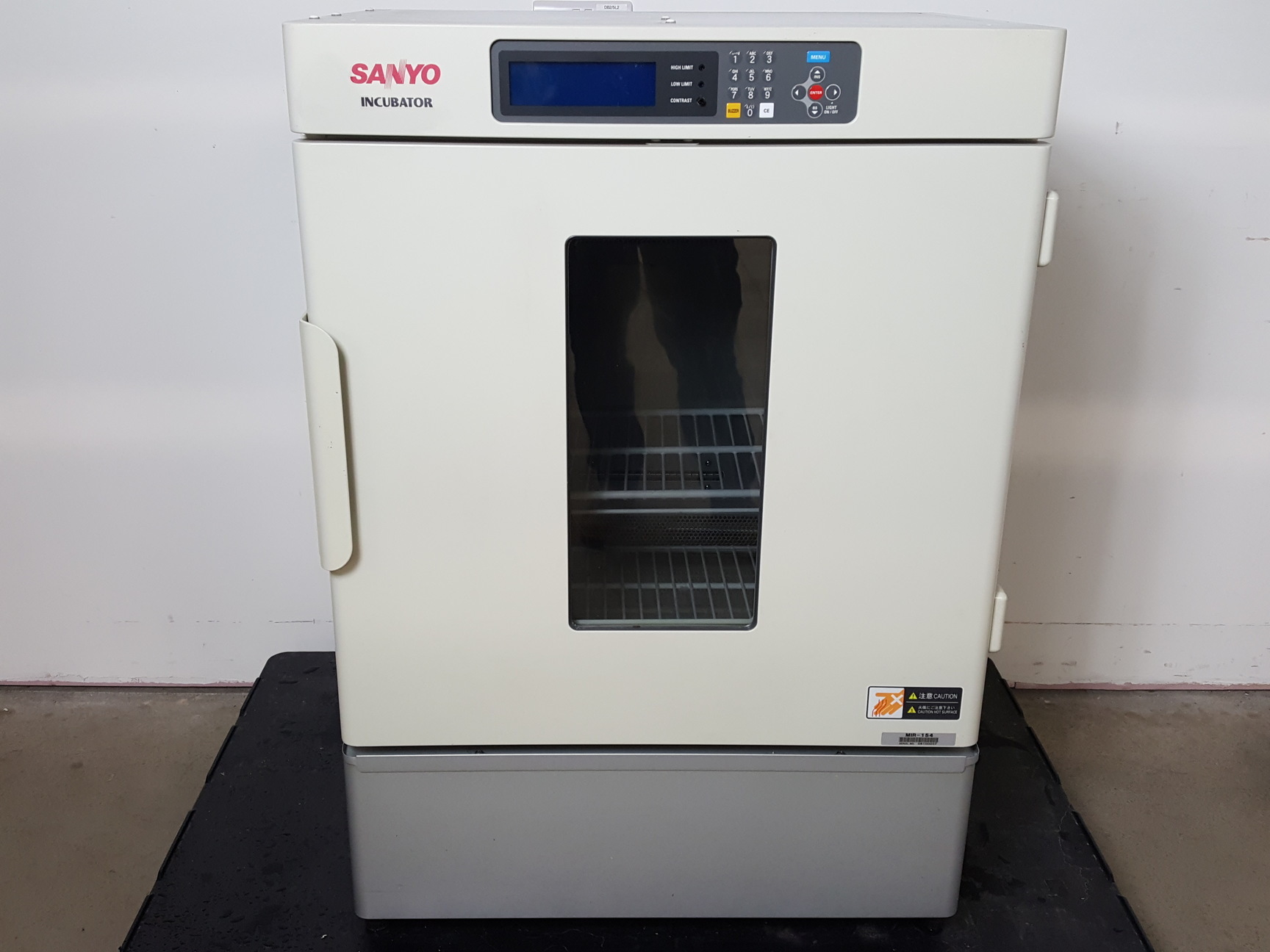 Image of Sanyo MIR-154 Cooled Laboratory Incubator Lab