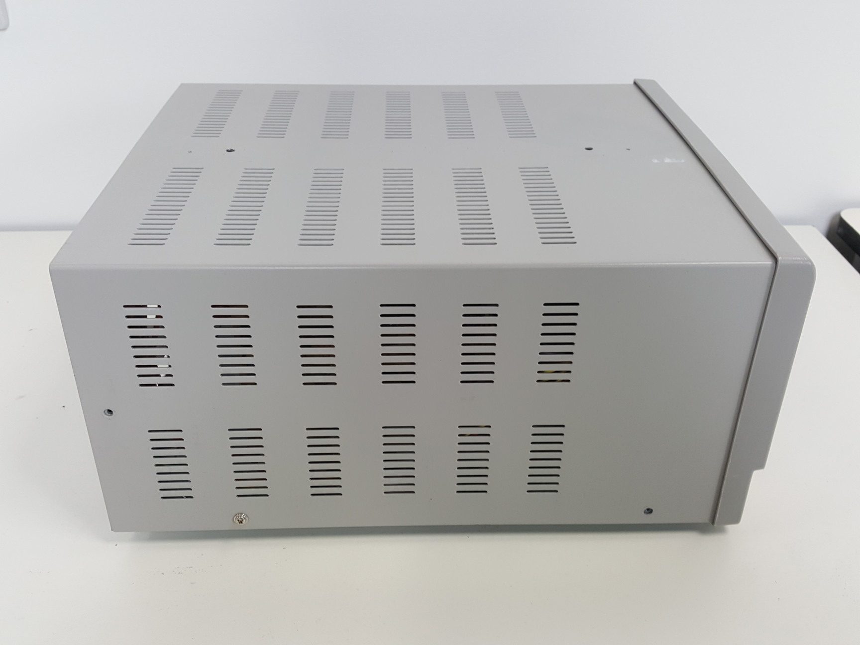 Image of Digimess Concept Series DC Power Supply HY3003-3 Lab