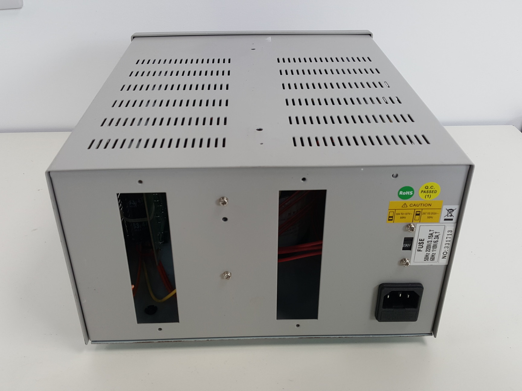 Image of Digimess Concept Series DC Power Supply HY3003-3 Lab