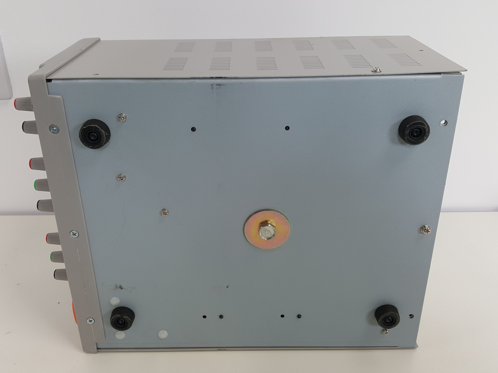 Image of Digimess Concept Series DC Power Supply HY3003-3 Lab