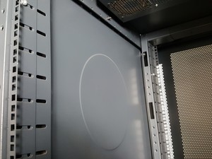 Thumbnail image of Usystems Floor Standing 19" Server Rack Rackmount Cabinet W69 x L106 x H203cm