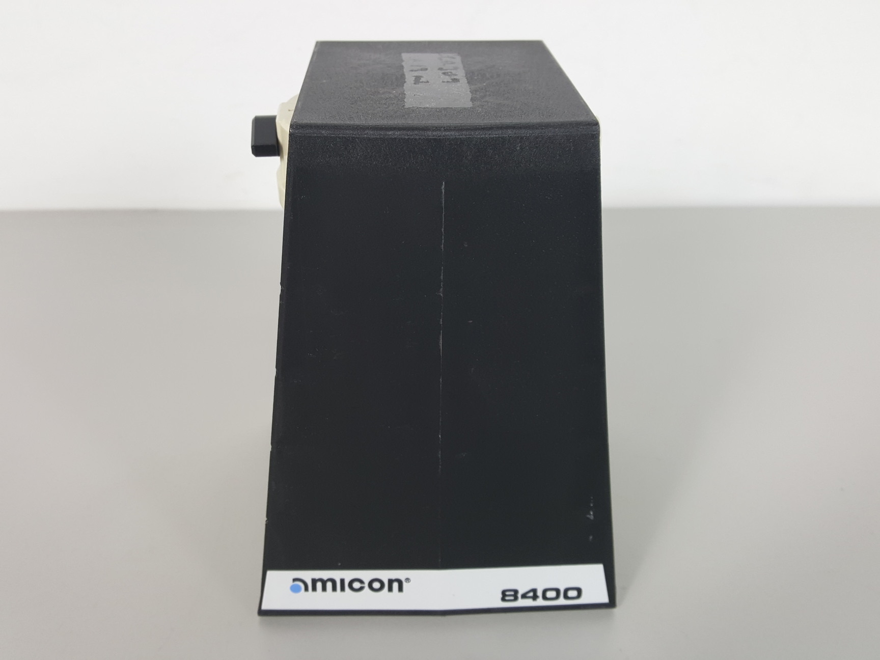 Image of EMD Millipore Amicon 8400 Stirred Cell 350ml Pmax 75 psi 5.3kg/cm