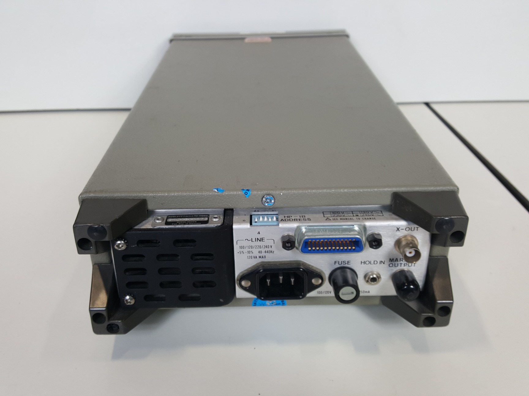 Image of Hewlett Packard HP 8116A 50MHz Pulse/Function Generator Lab Spares or Repairs