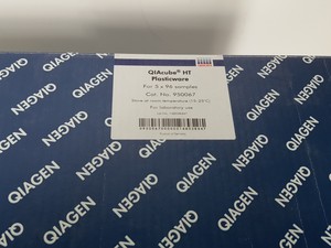 Thumbnail image of Qiagen QIAcube HT QIAxtractor Nucleic Acid Purification System w/ VS04 & Parts 