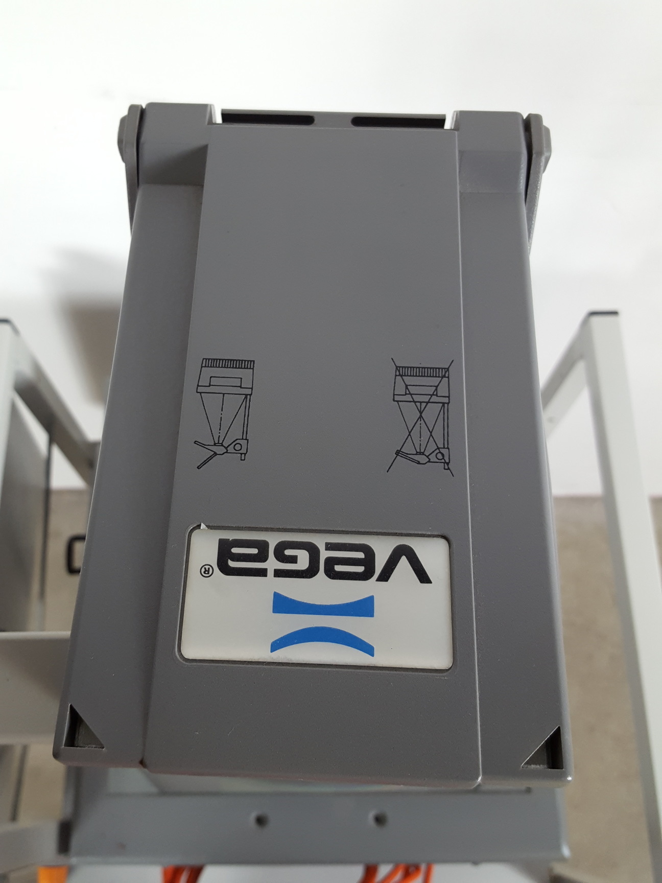 Image of Vega Focus 400 GLS Overhead Acetate Projector & Trolley 