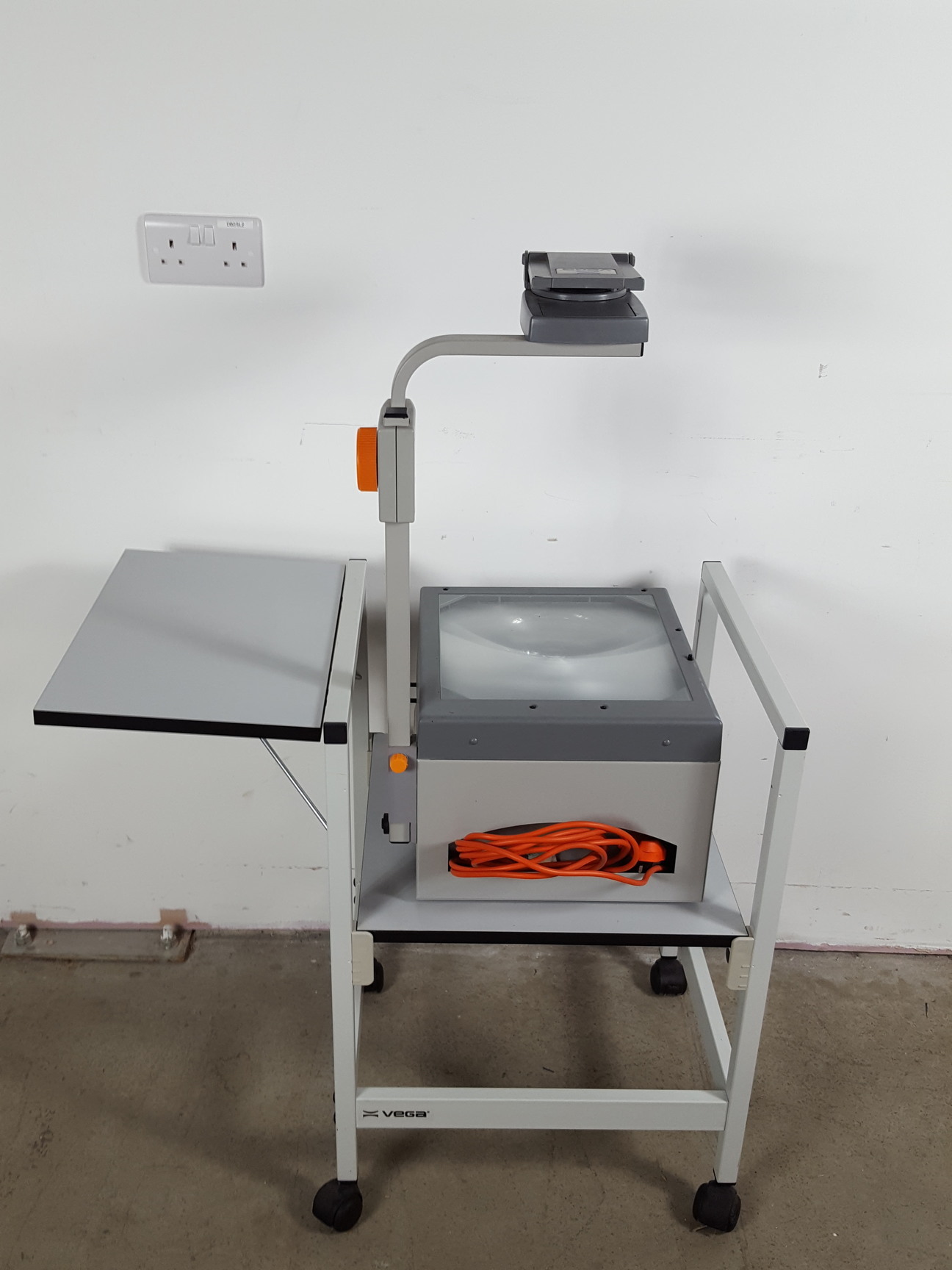 Image of Vega Focus 400 GLS Overhead Acetate Projector & Trolley 