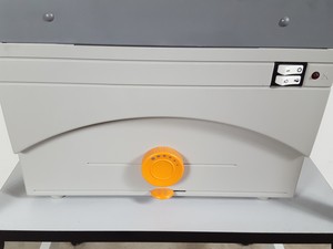 Thumbnail image of Vega Focus 400 GLS Overhead Acetate Projector & Trolley 