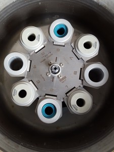 Thumbnail image of Hettich Universal 32 R 1610 Refrigerated Centrifuge w/ 5000RPM Rotor & Parts Lab