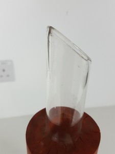 Thumbnail image of 32 x Volumetric Flasks, 3L Buchner Funnel, 10L Bottle, 3 x Measuring Tubes Lab
