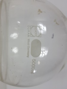 Thumbnail image of 32 x Volumetric Flasks, 3L Buchner Funnel, 10L Bottle, 3 x Measuring Tubes Lab