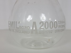 Thumbnail image of 32 x Volumetric Flasks, 3L Buchner Funnel, 10L Bottle, 3 x Measuring Tubes Lab