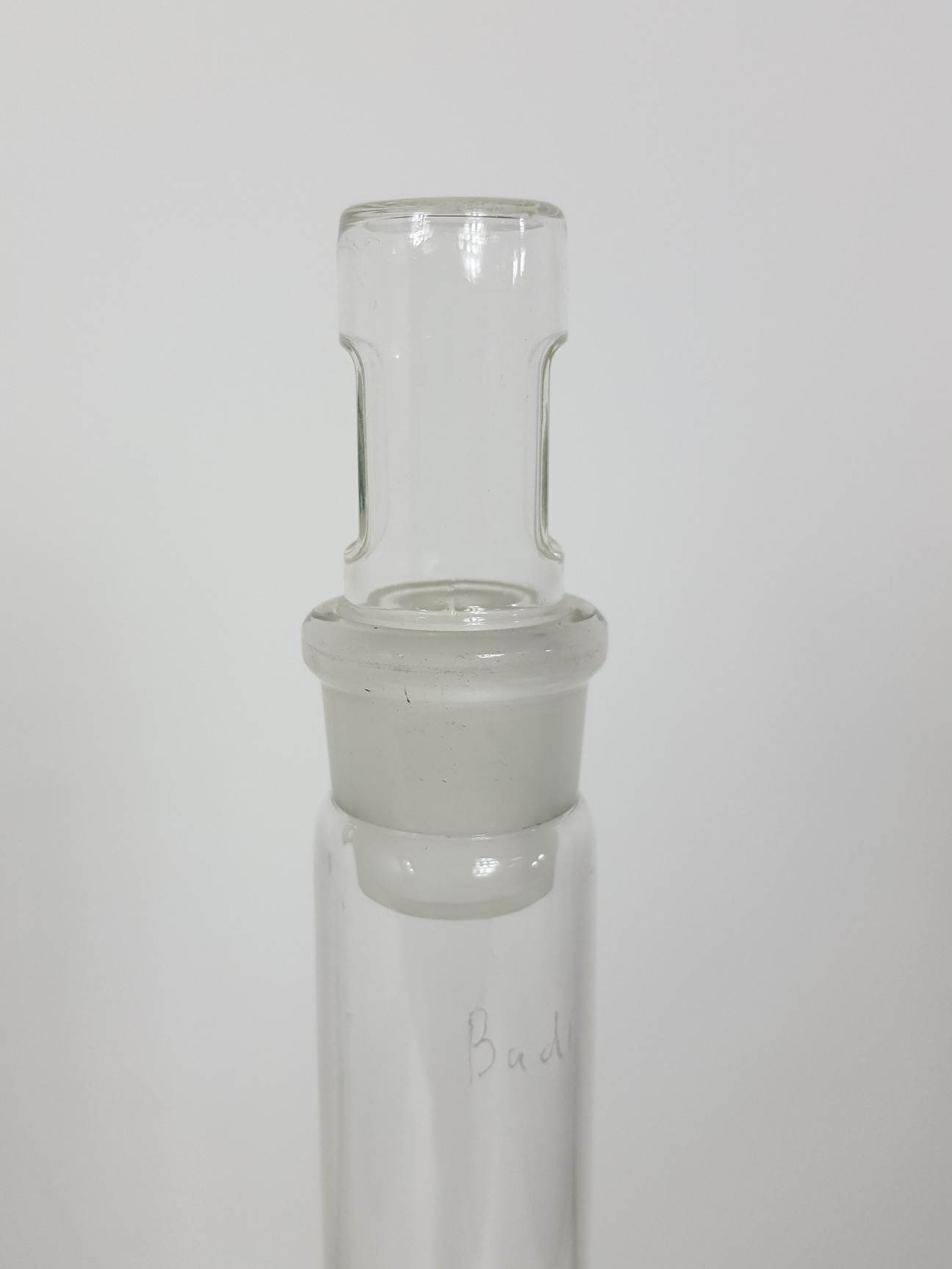 Image of 32 x Volumetric Flasks, 3L Buchner Funnel, 10L Bottle, 3 x Measuring Tubes Lab