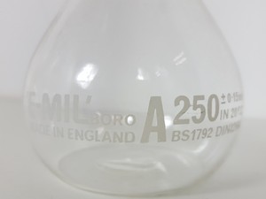 Thumbnail image of 32 x Volumetric Flasks, 3L Buchner Funnel, 10L Bottle, 3 x Measuring Tubes Lab