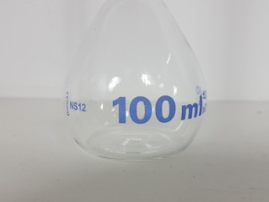 Thumbnail image of 32 x Volumetric Flasks, 3L Buchner Funnel, 10L Bottle, 3 x Measuring Tubes Lab