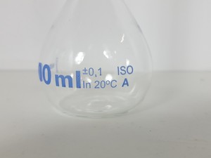 Thumbnail image of 32 x Volumetric Flasks, 3L Buchner Funnel, 10L Bottle, 3 x Measuring Tubes Lab