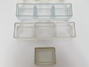 Thumbnail image of Lot of Glass Coplin Staining Jars 8 x Tall Jars 7 x Wide Jars No Lids Lab Gel