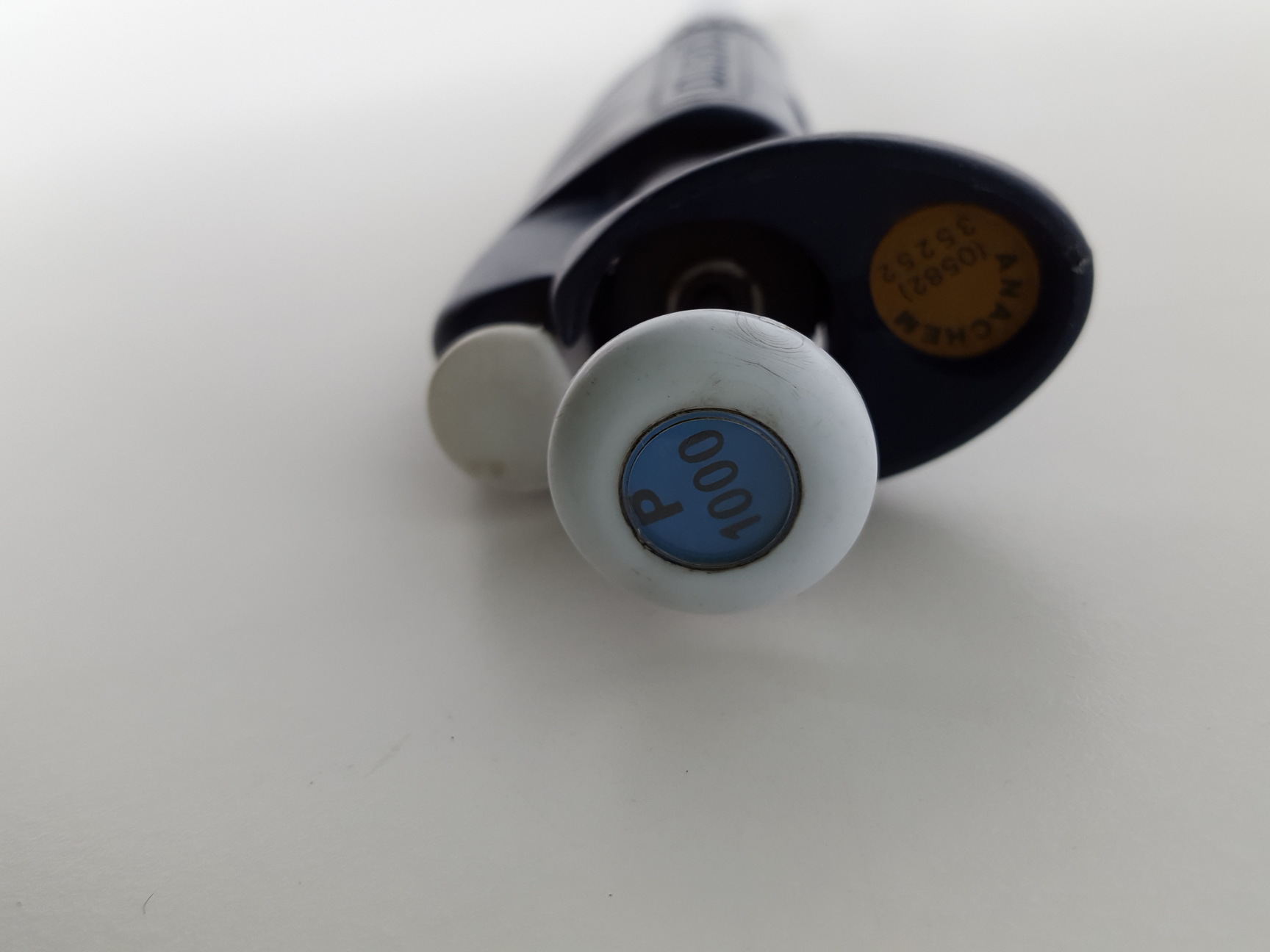 Gilson Pipetman P1000 Laboratory Pipette 1001000 µL Lab