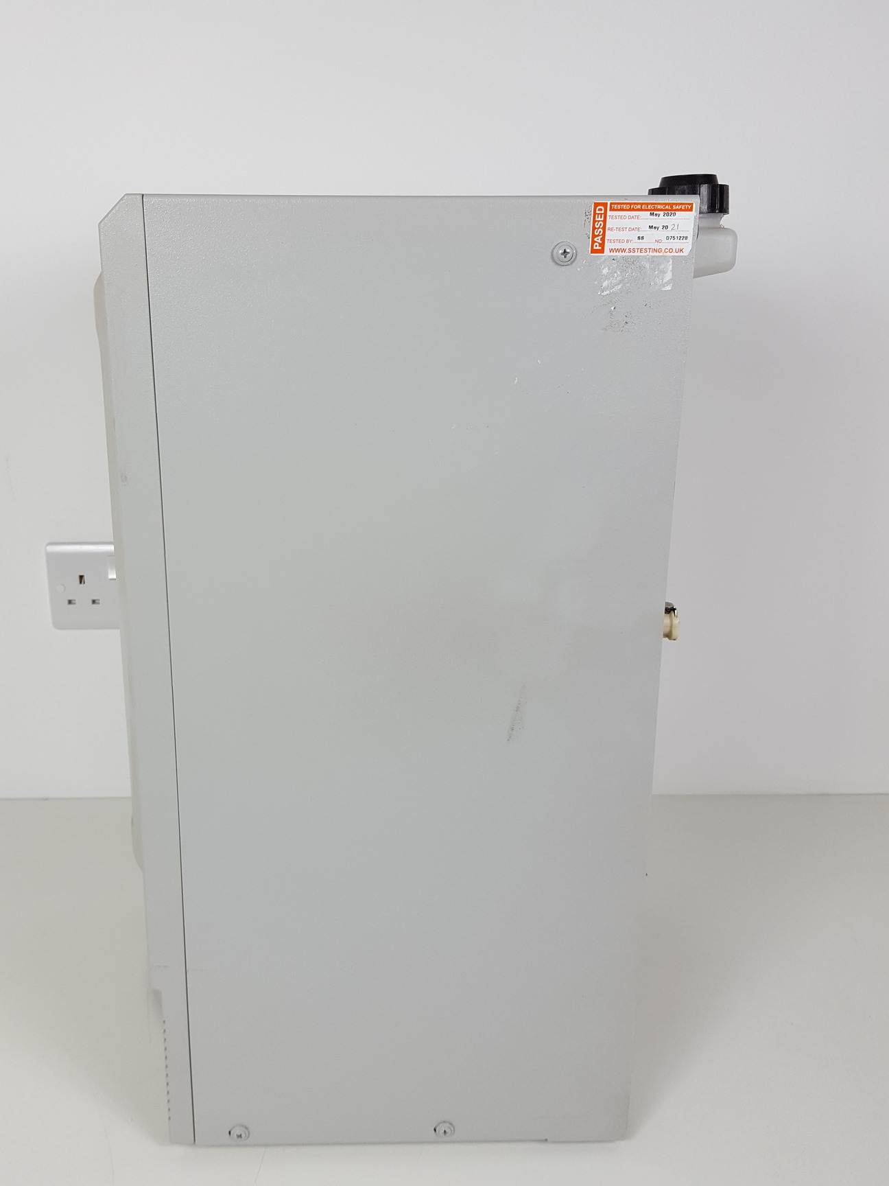 Image of Parker Balston H2PD-150-220 Hydrogen Generator & Manual Lab