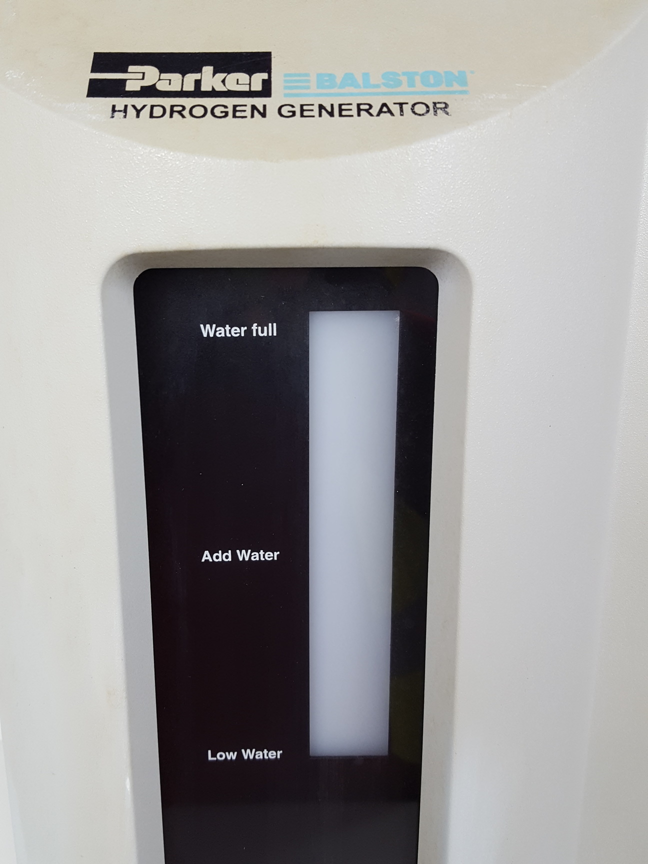 Image of Parker Balston H2PD-150-220 Hydrogen Generator & Manual Lab