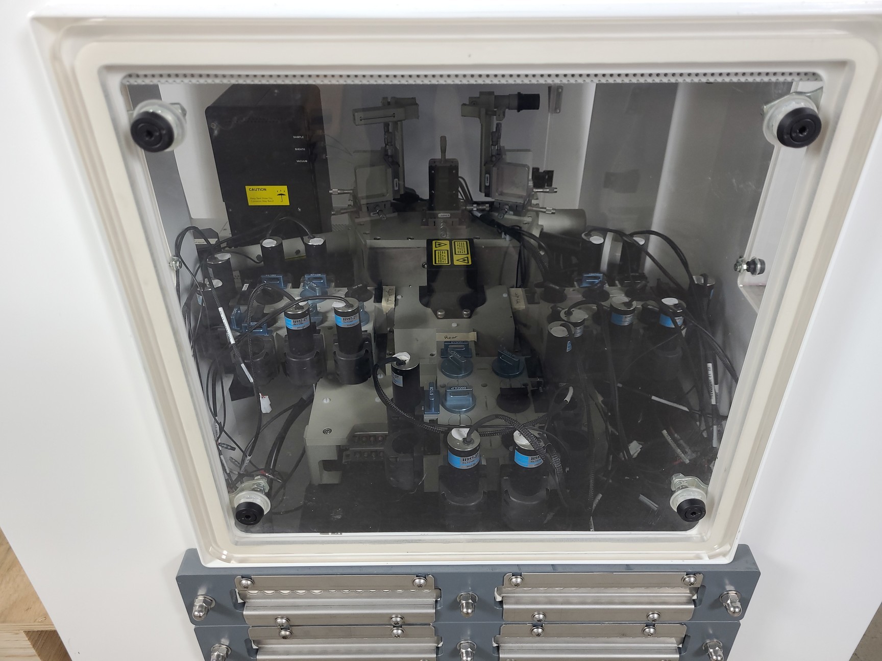 Image of Beckman Coulter MoFlo Laser Cytomation System w/ MSC Class II Safety Cabinet Lab