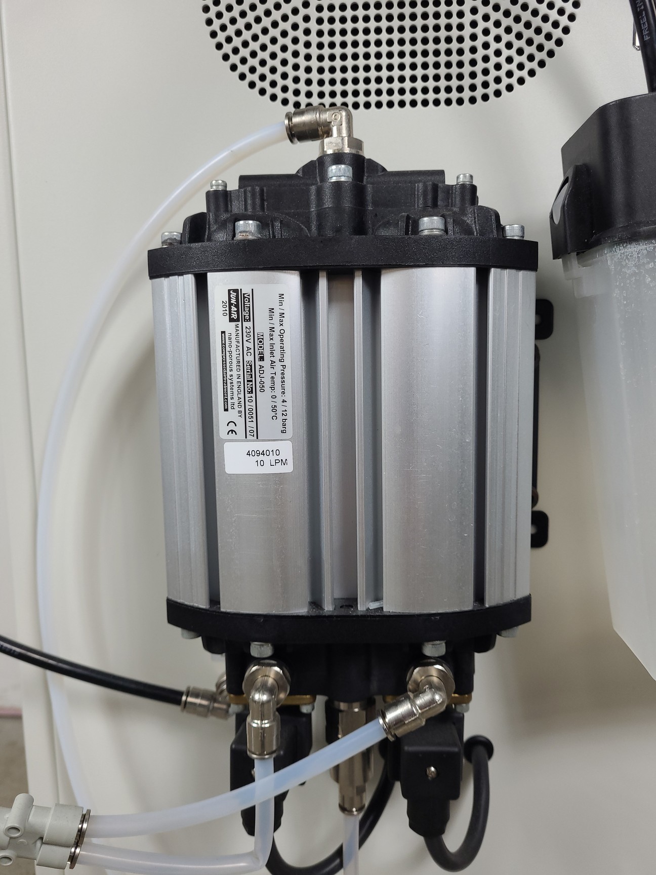 Image of Beckman Coulter MoFlo Laser Cytomation System w/ MSC Class II Safety Cabinet Lab