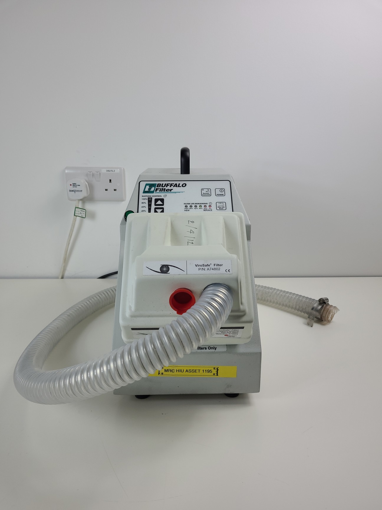 Image of Beckman Coulter MoFlo Laser Cytomation System w/ MSC Class II Safety Cabinet Lab