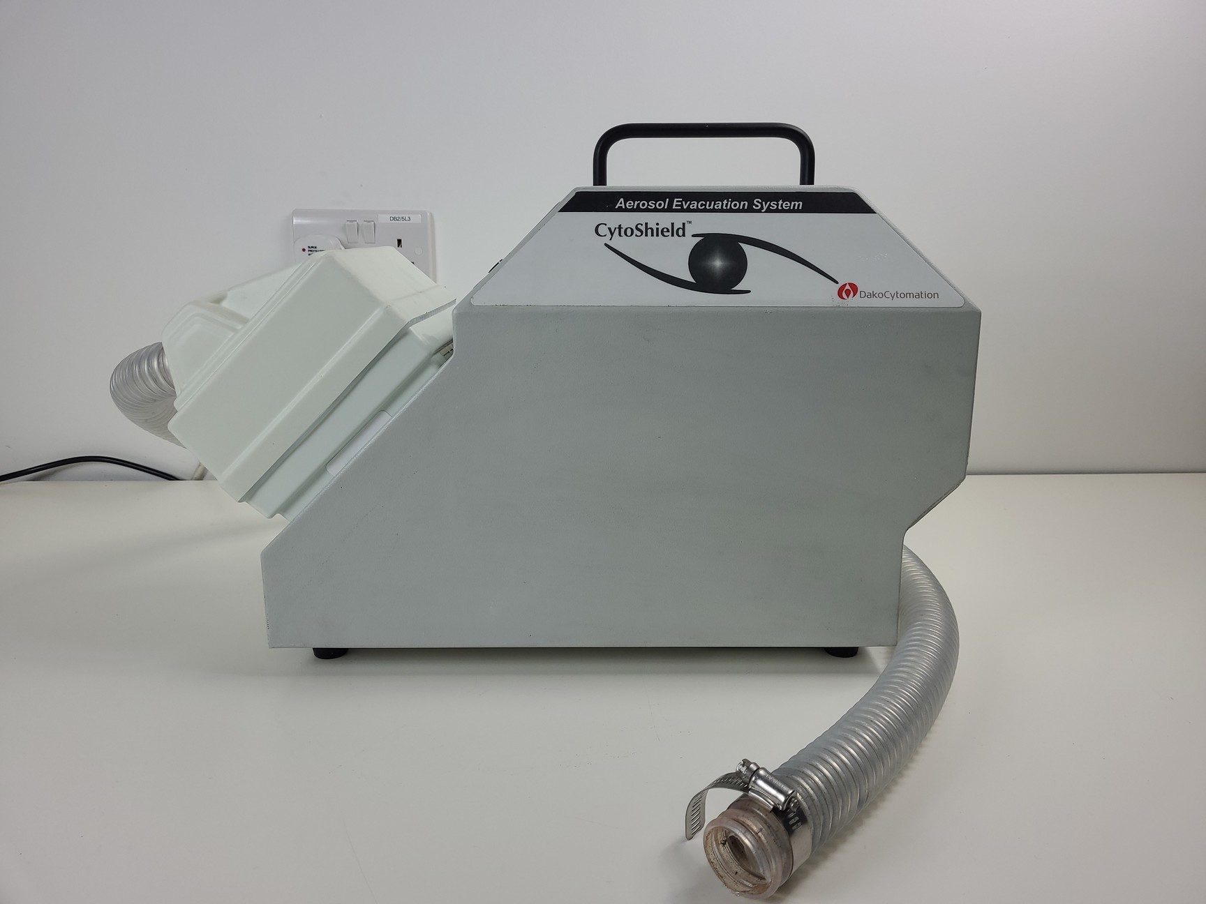 Image of Beckman Coulter MoFlo Laser Cytomation System w/ MSC Class II Safety Cabinet Lab