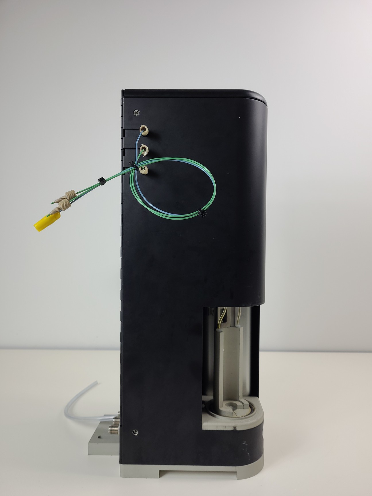 Image of Beckman Coulter MoFlo Laser Cytomation System w/ MSC Class II Safety Cabinet Lab