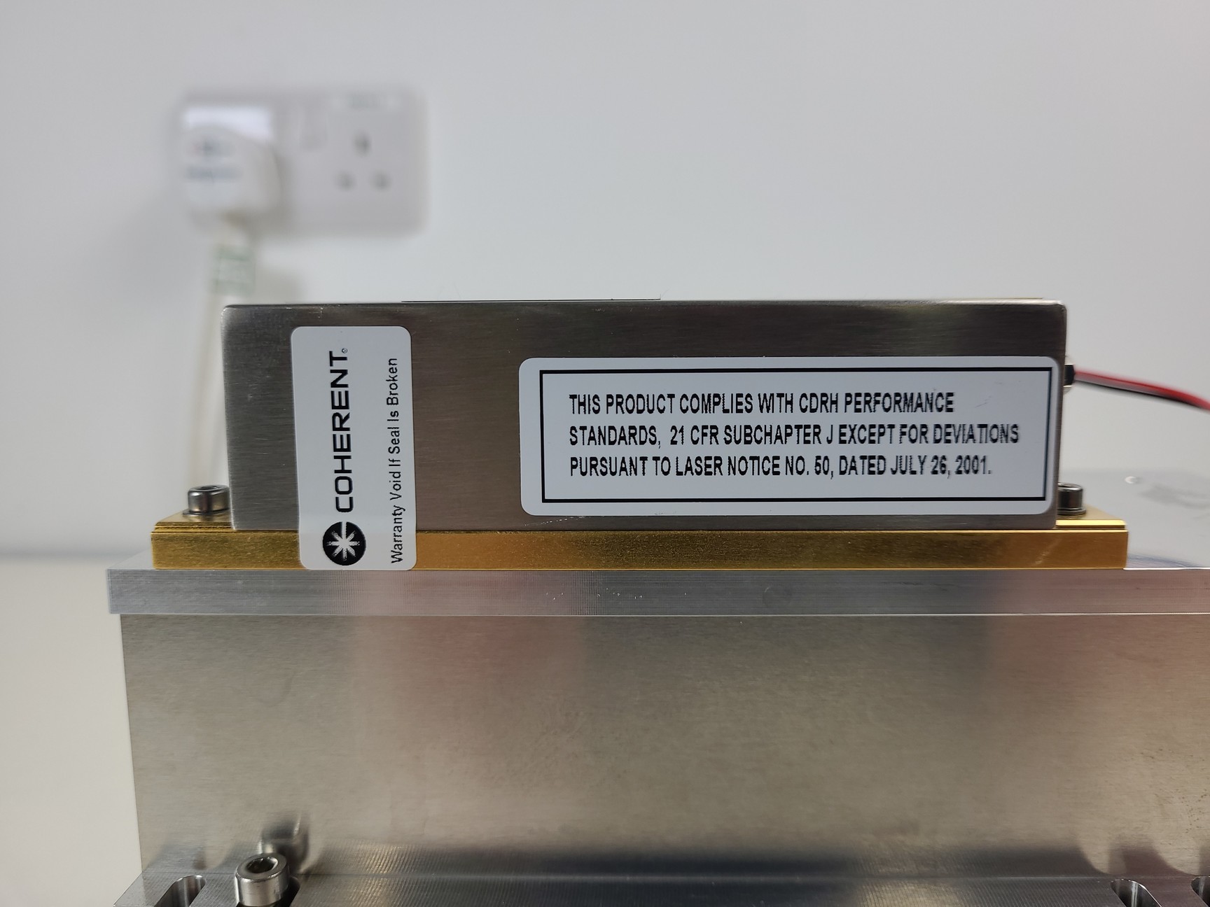 Image of Beckman Coulter MoFlo Laser Cytomation System w/ MSC Class II Safety Cabinet Lab